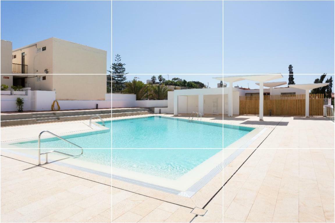 ארונה Las Americas Downtown : Prime Location Accomm. מראה חיצוני תמונה